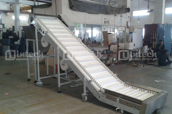 Băng tải tai bèo chất liệu PU 