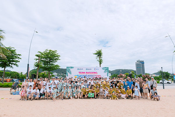 Du lịch công ty 2024 - sôi động mùa hè tại Hạ Long ảnh 1